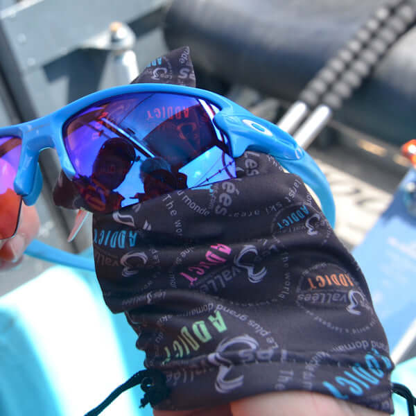 POCHONS POUR LUNETTES DE SOLEIL PERSONALISÉS
